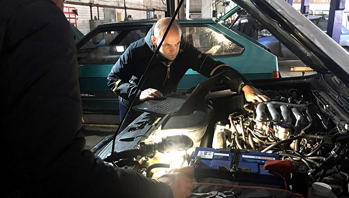 auto3.jpg auto3.jpg
